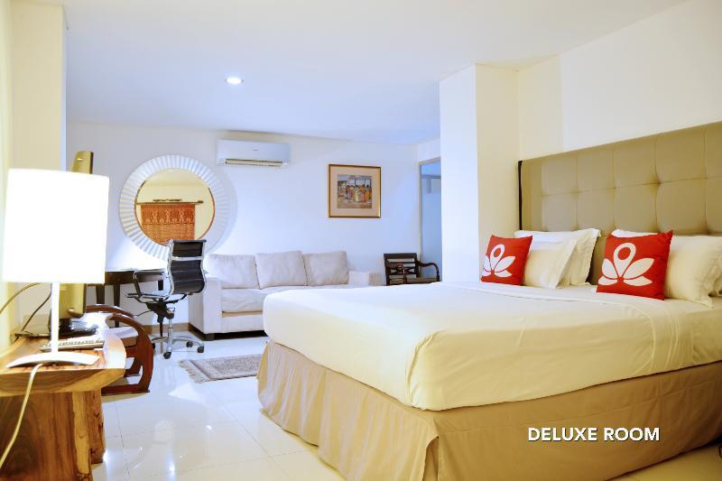 W Home Cikatomas Jakarta Exterior foto